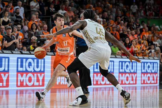 足球比赛有 足球比赛有